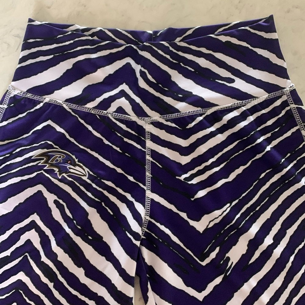 Ravens Leggings - Size M
